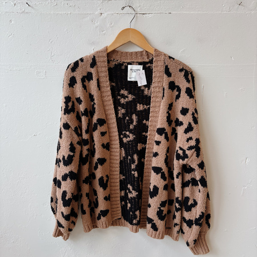 SIZE M | Abercrombie Cardigan