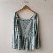 SIZE 3X | Blue Floral Top