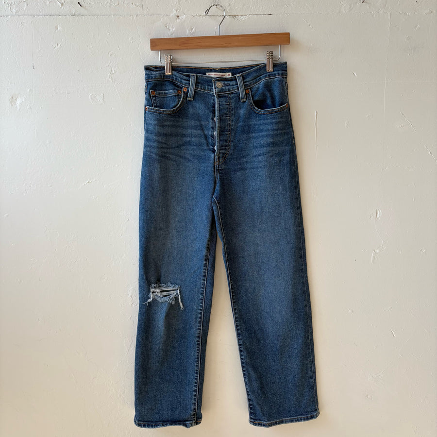 SIZE 28 | Levi’s Jeans