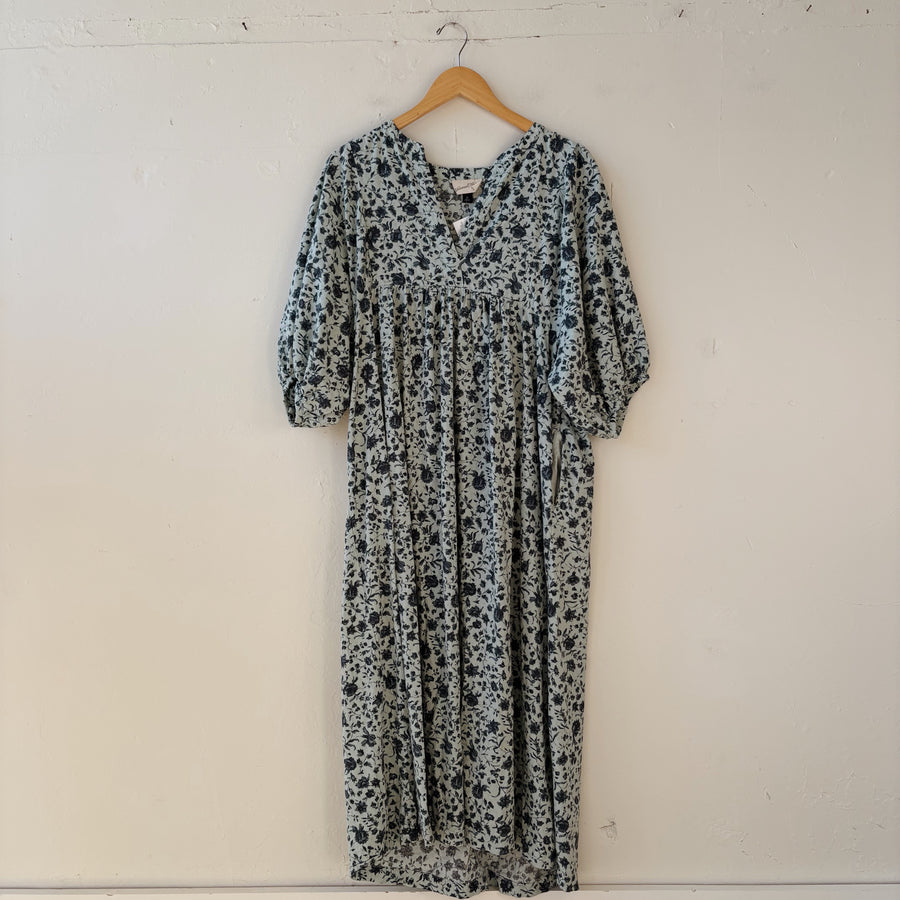 SIZE M | Blue Floral Dress