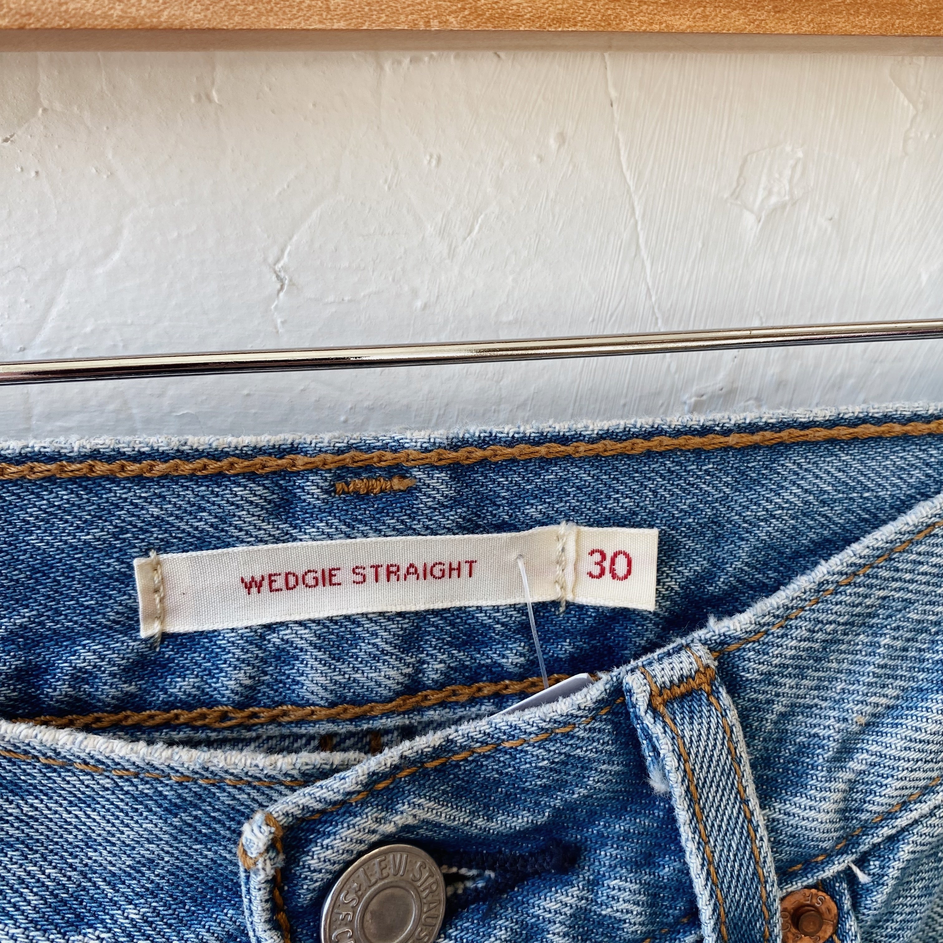 SIZE 30 | Straight Jeans