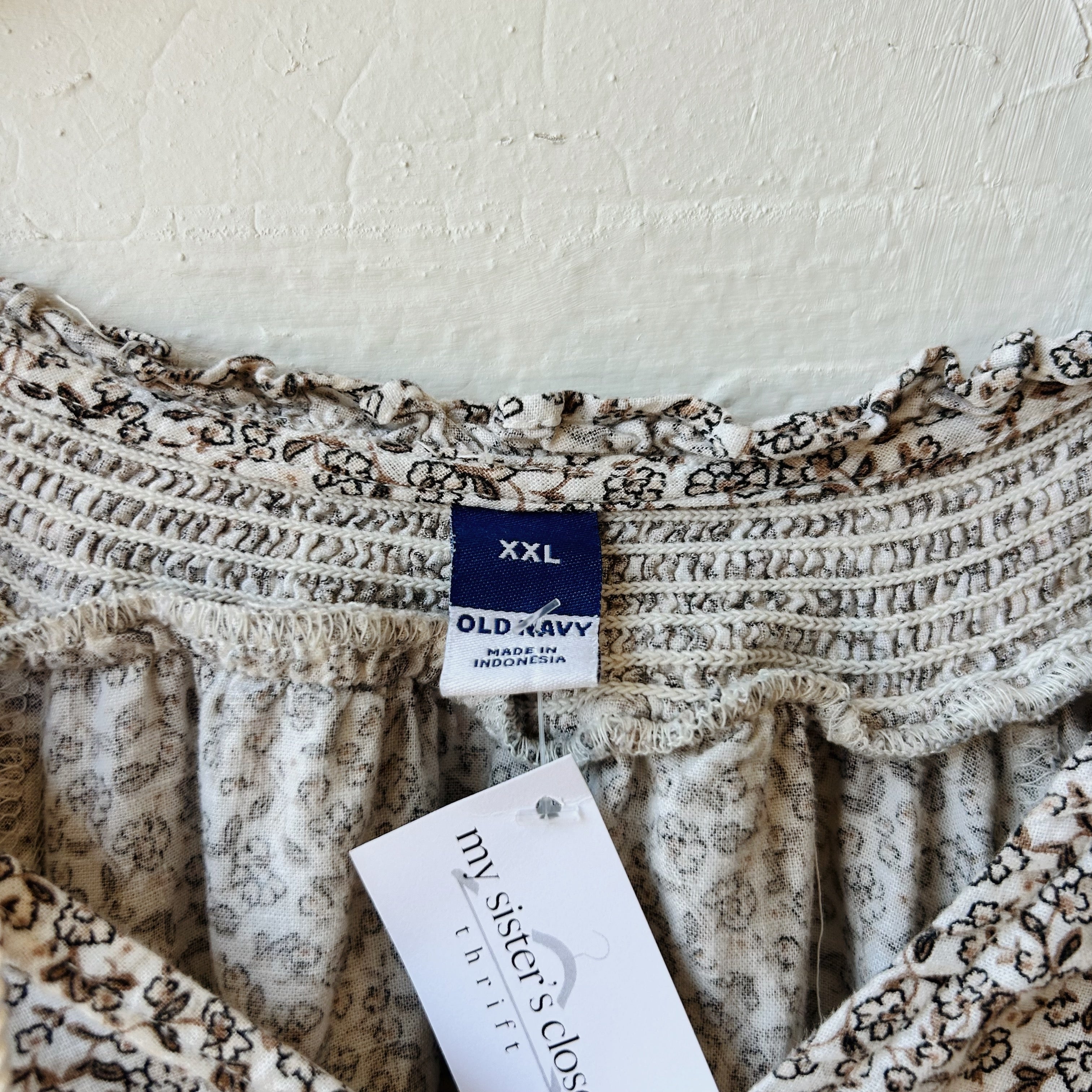SIZE XXL| Neutral Floral Top