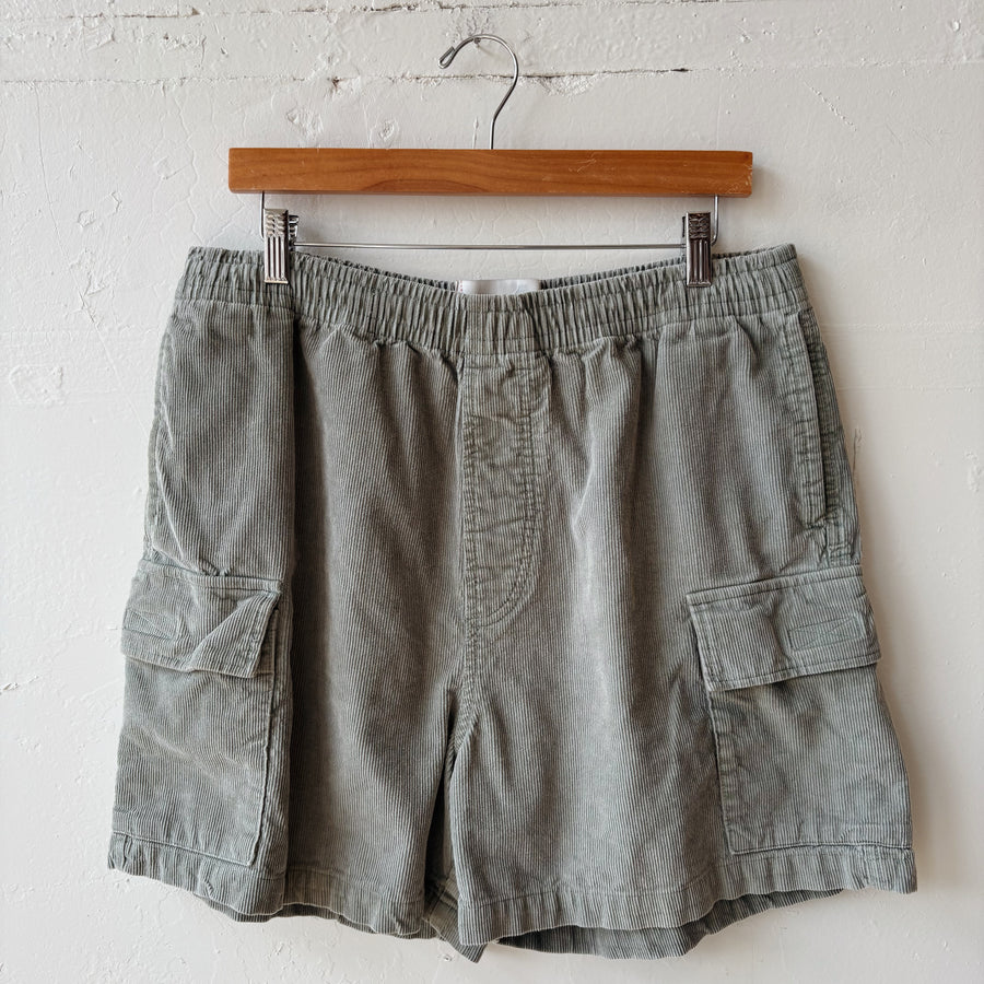 SIZE L | BDG Corduroy Shorts