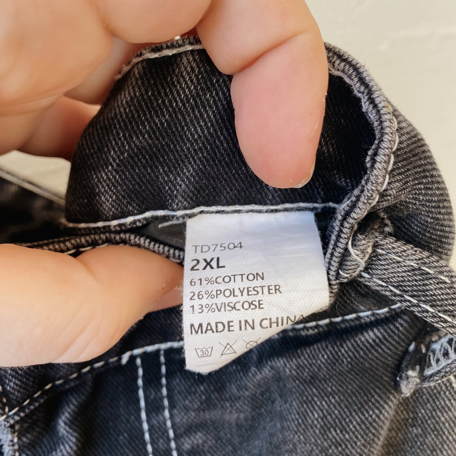 SIZE 2XL | Black Jeans