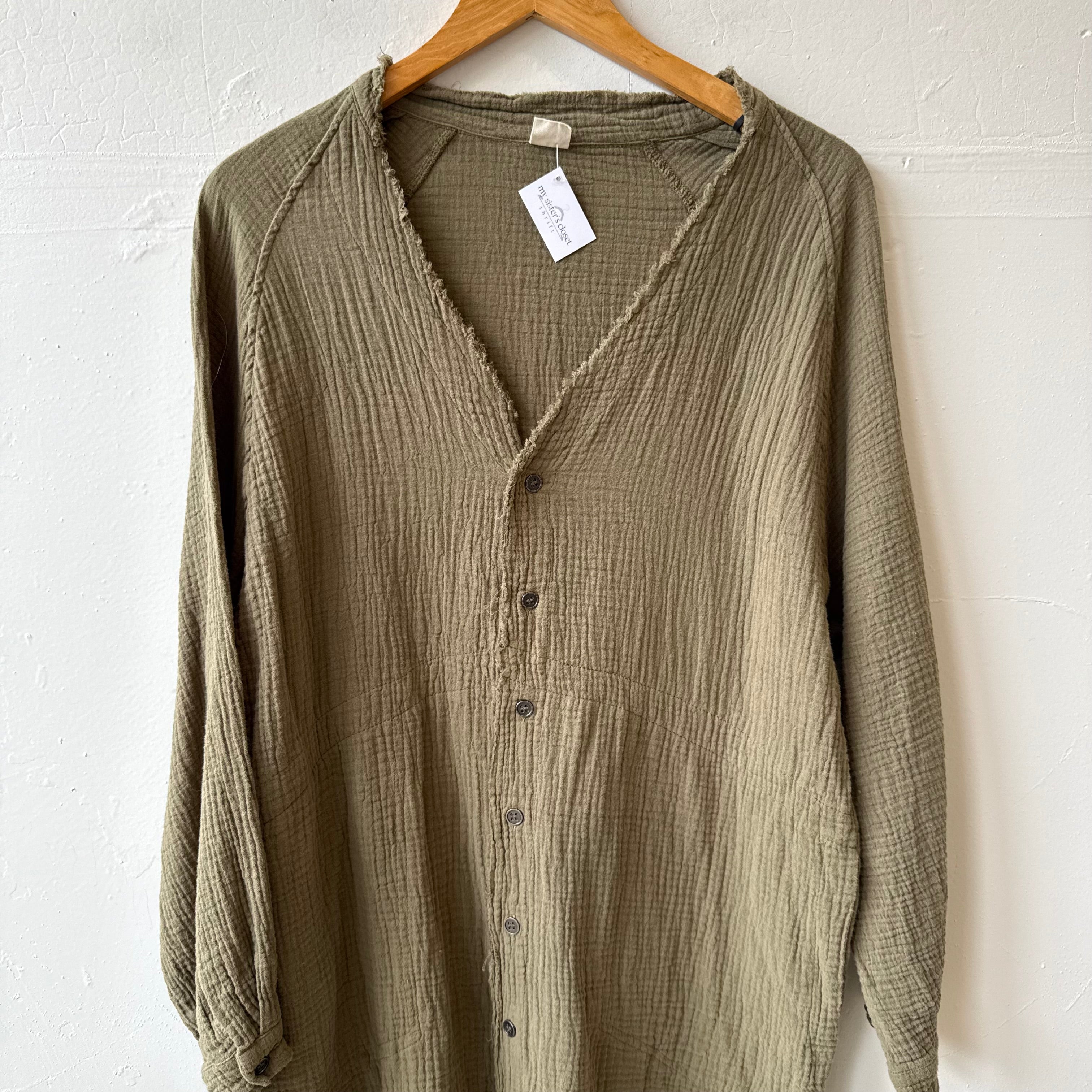 SIZE M | Long Green Top