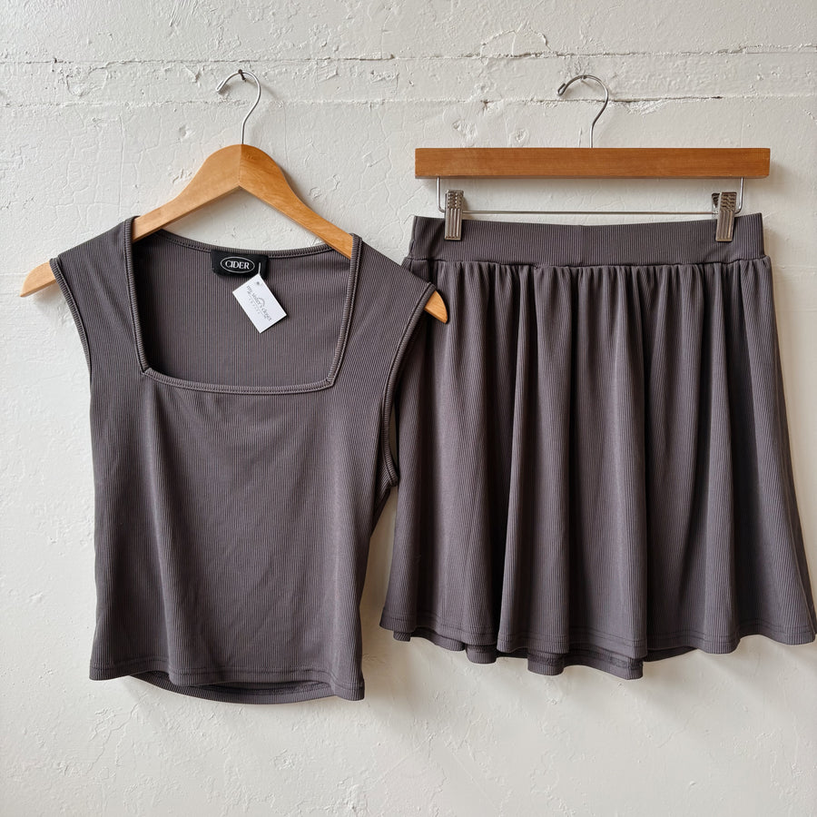 SIZE L | Skirt Set