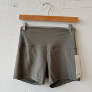 SIZE 8 | Lululemon Shorts