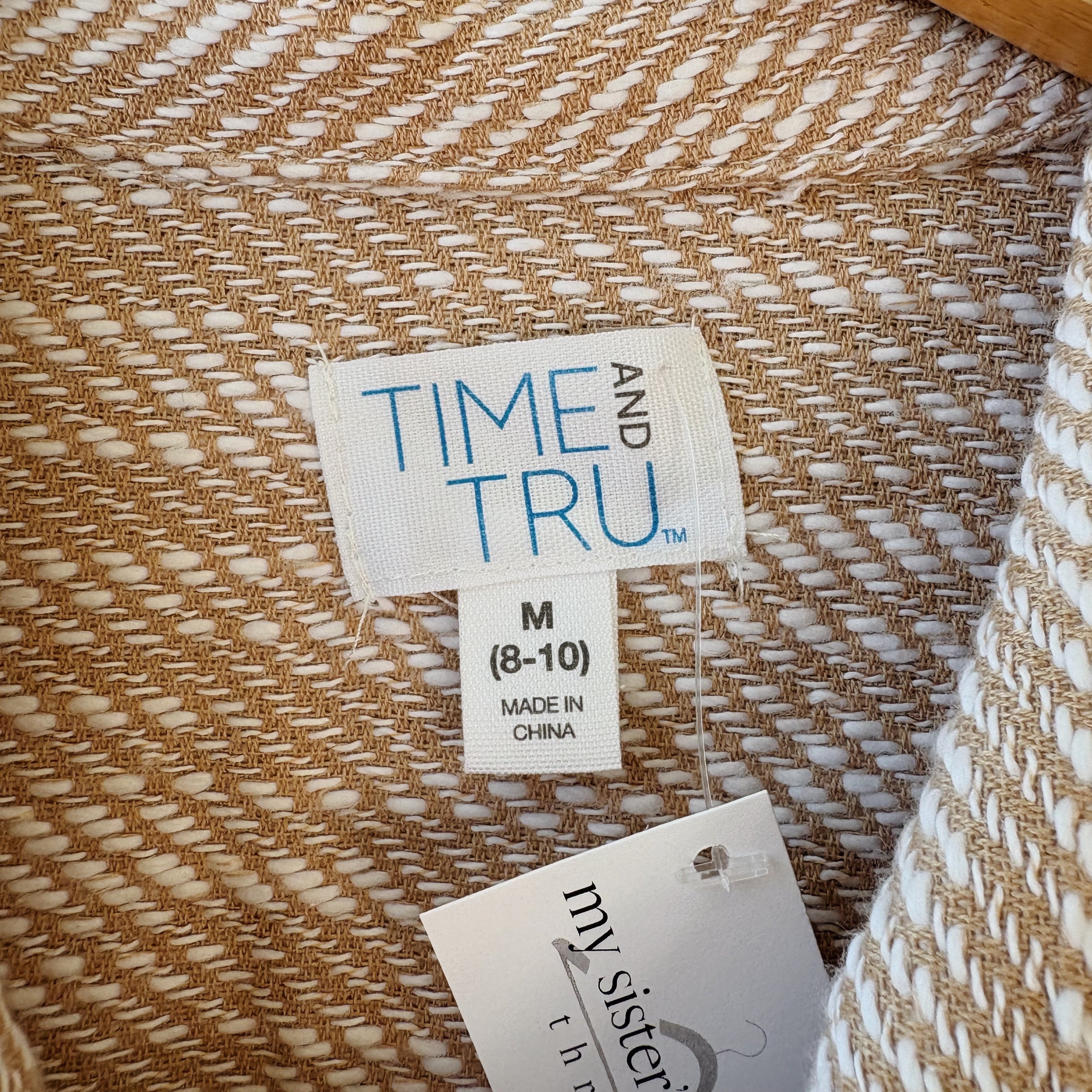 SIZE M | Neutral Button Up