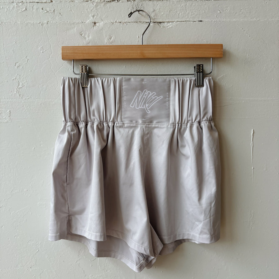 SIZE M | Nike Shorts
