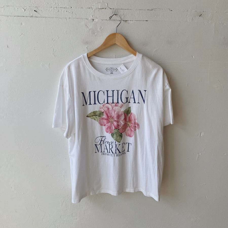 Size L | Graphic Tee
