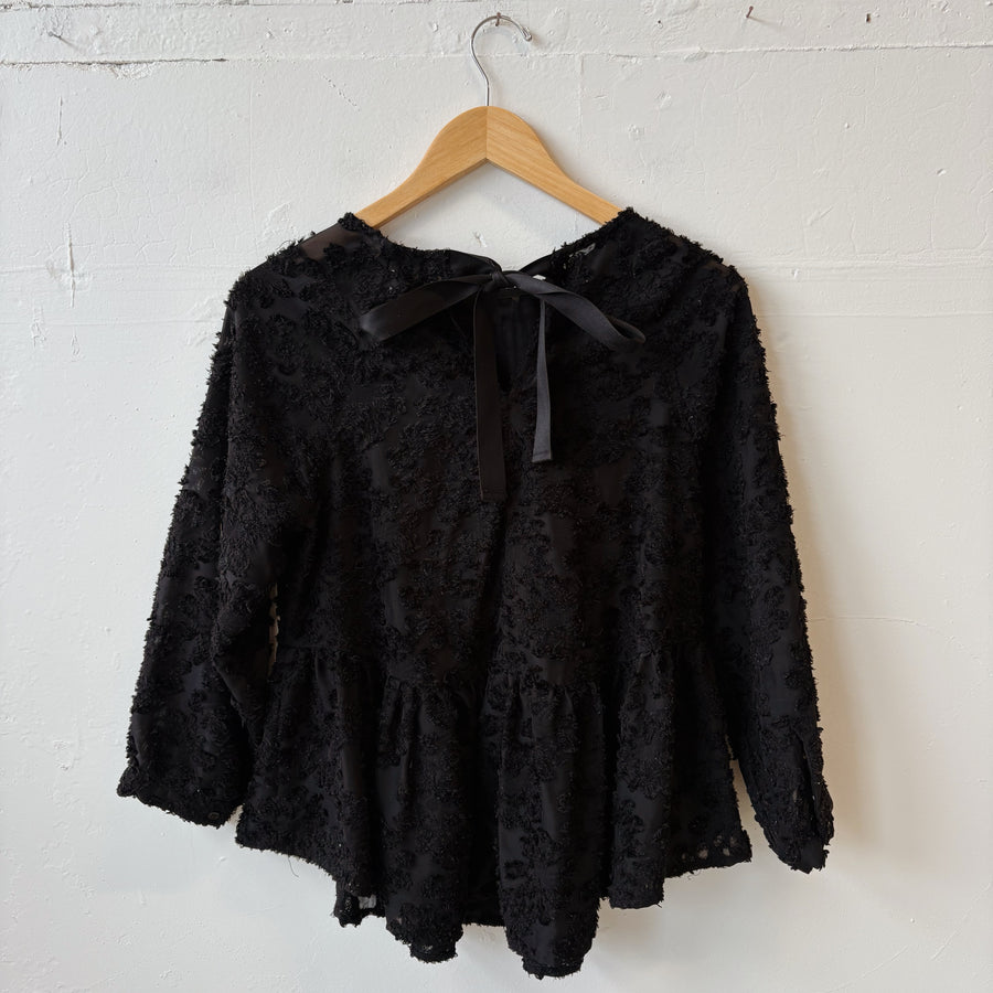 SIZE M | Altar’d State Black Top