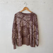 SIZE XL | AE Crewneck