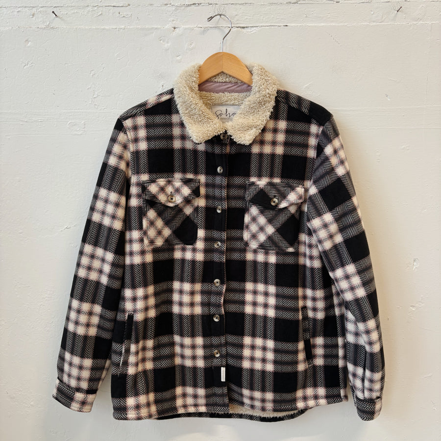 SIZE L | Plaid Shacket