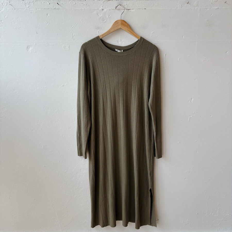 SIZE XL | Green Dress