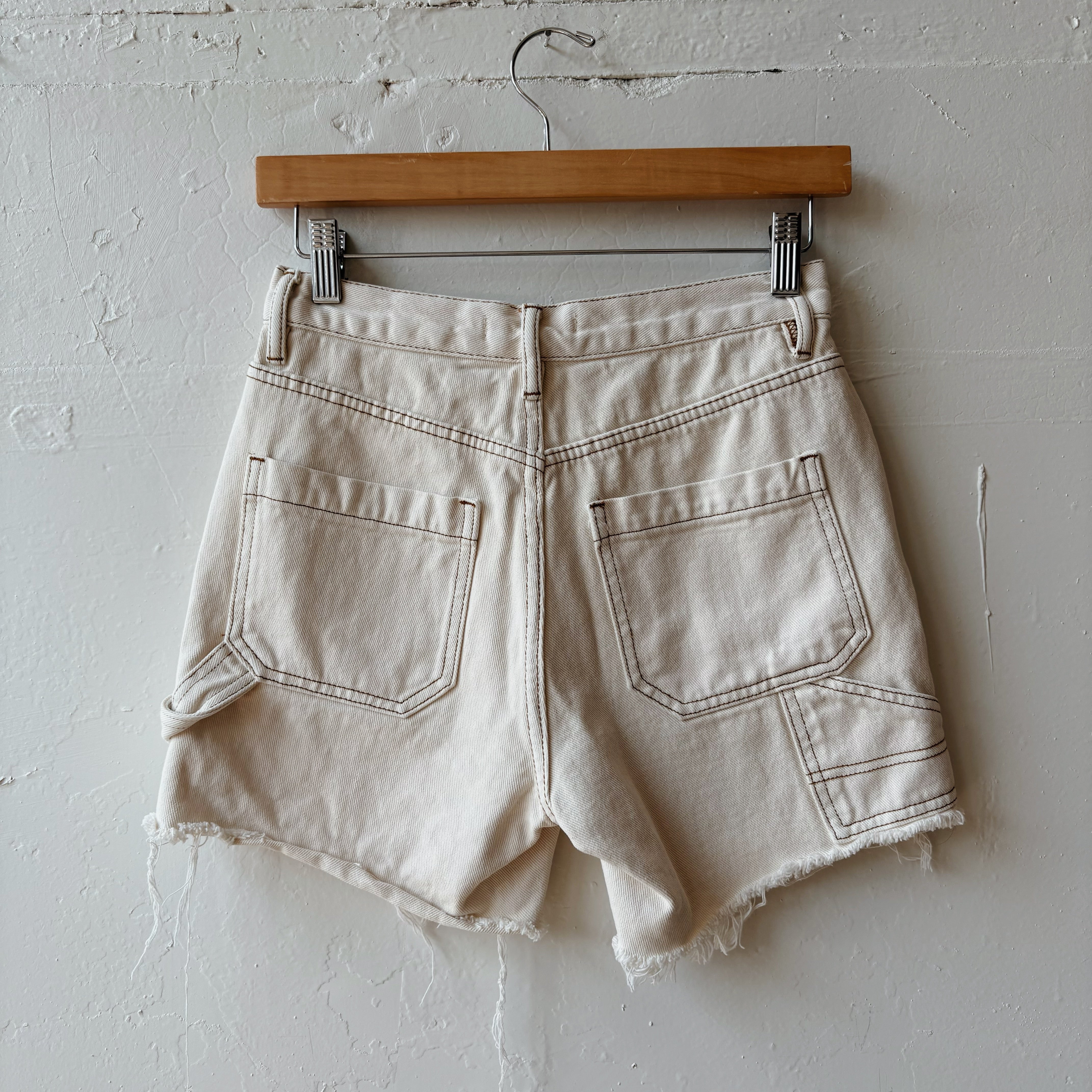 SIZE 25 | Pacsun White Shorts