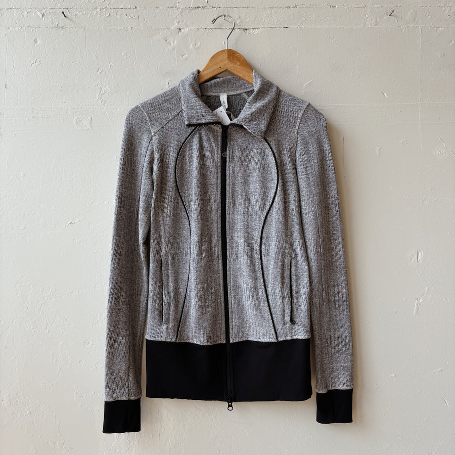SIZE 4 | Lululemon Zip Up