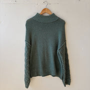 SIZE L | Blue Sweater