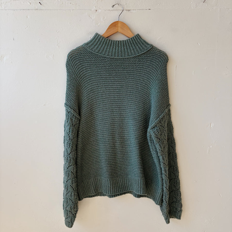 SIZE L | Blue Sweater