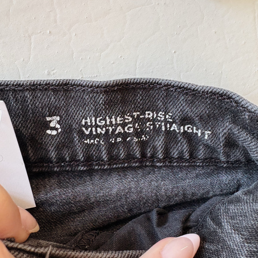 SIZE 3 | Black Straight Leg Jeans