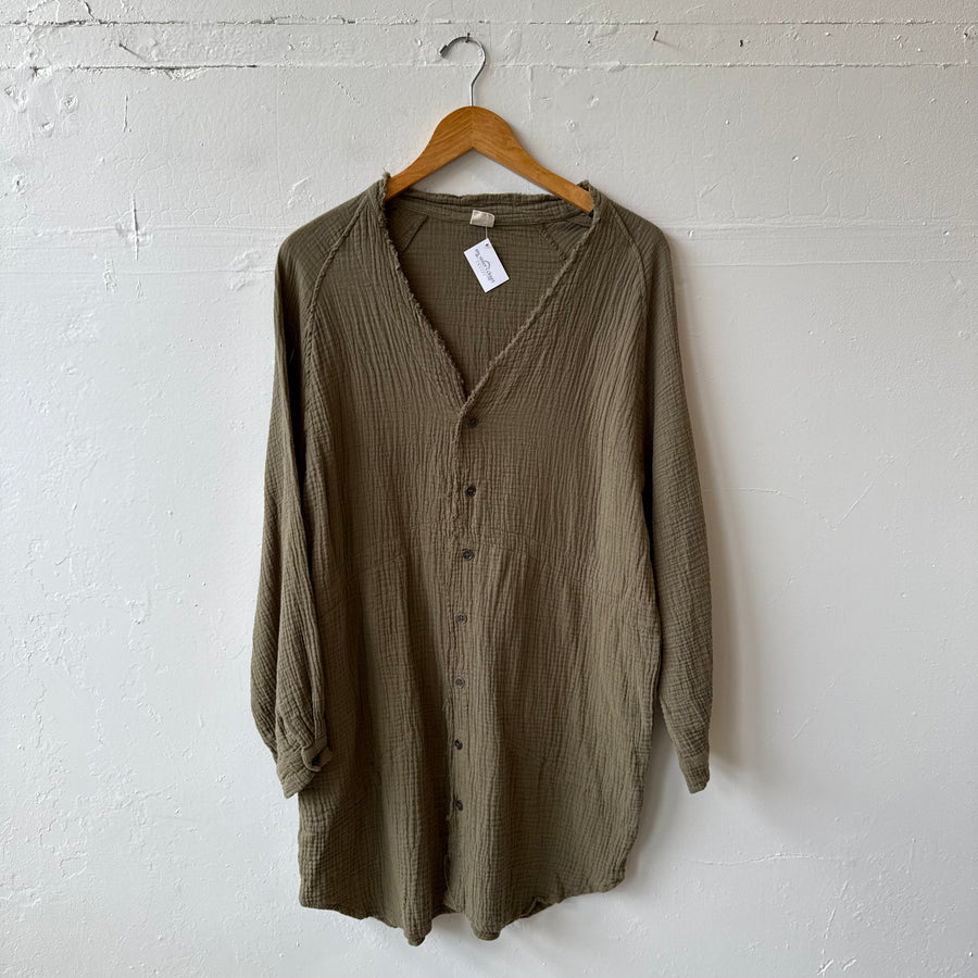 SIZE M | Long Green Top