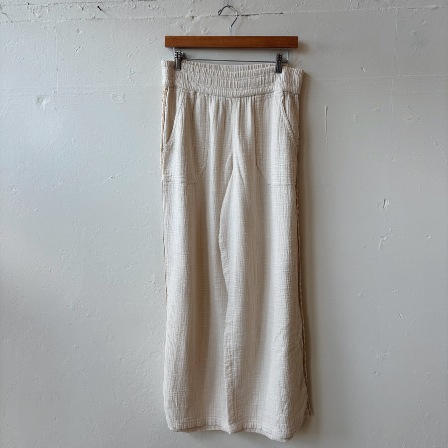 SIZE M | Aerie Cream Pants