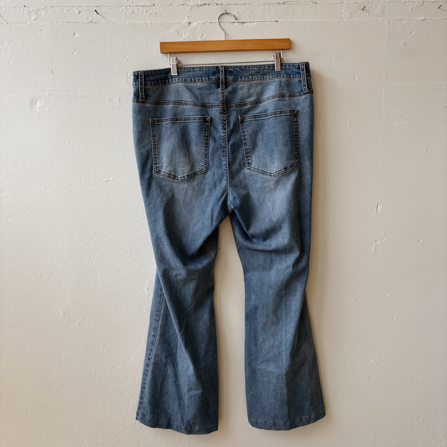 SIZE 18 | Wide Leg Jeans