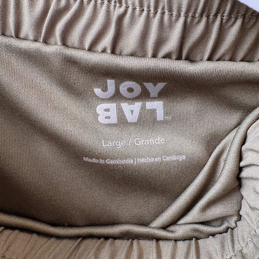 SIZE L | Green Athletic Shorts