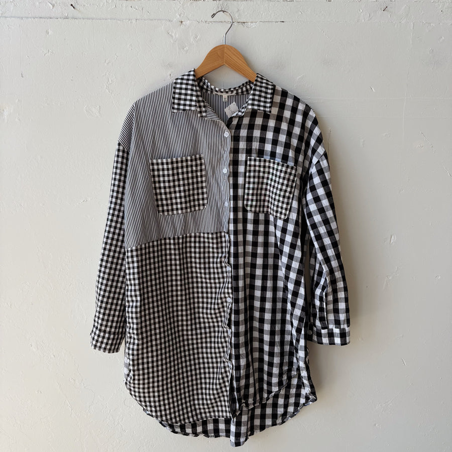SIZE M | Plaid Button Up