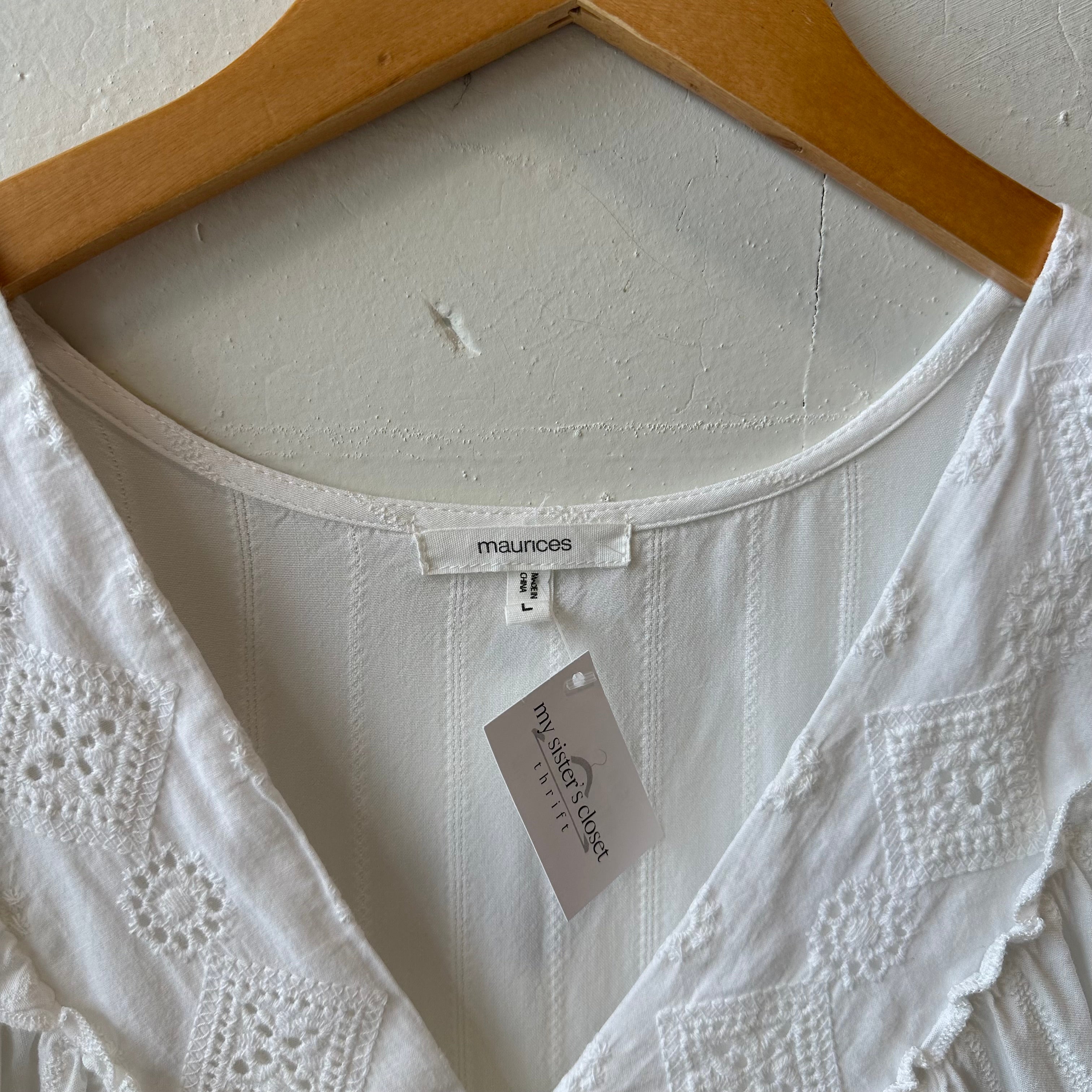 SIZE L | White Textured Top