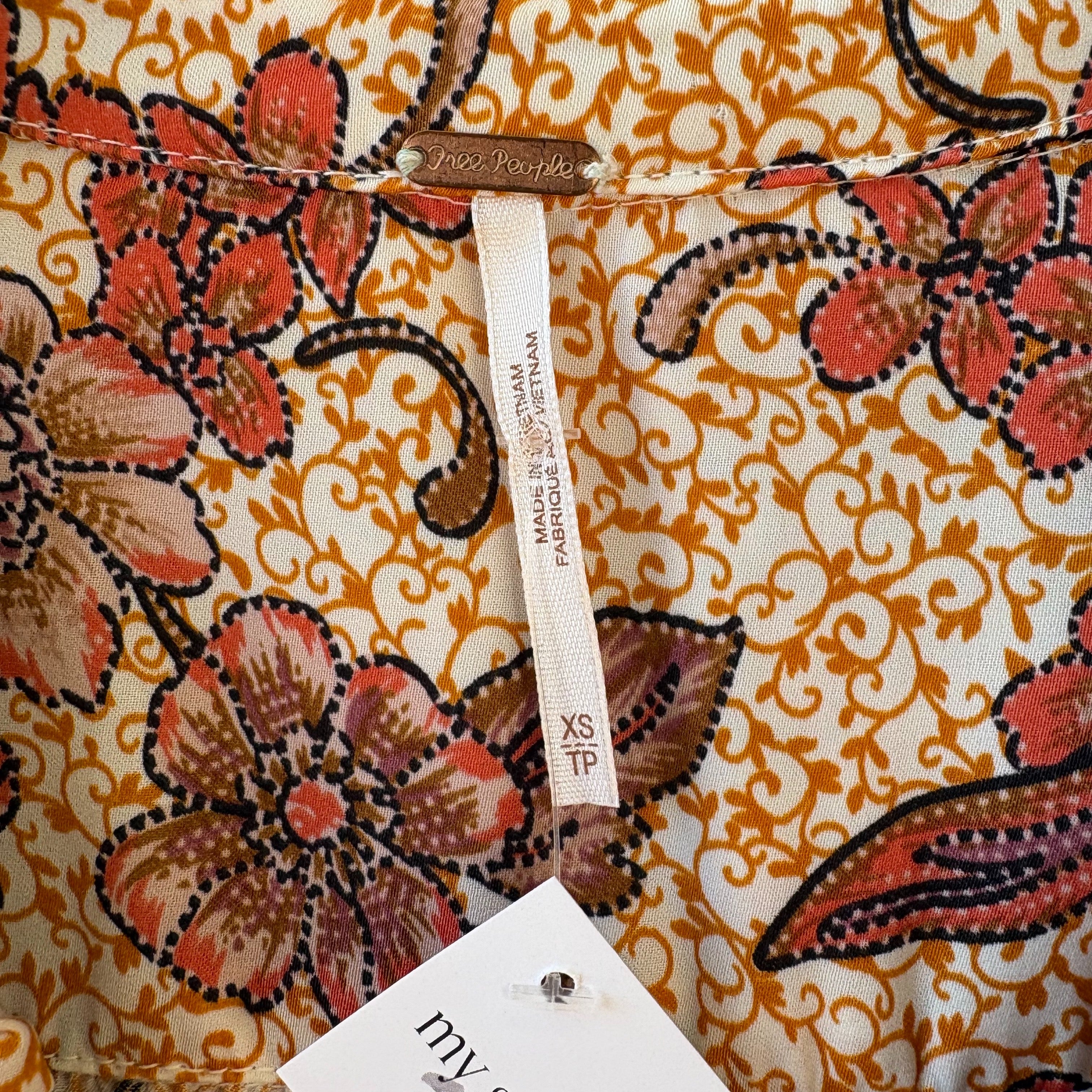 SIZE XS | Free People Floral Top