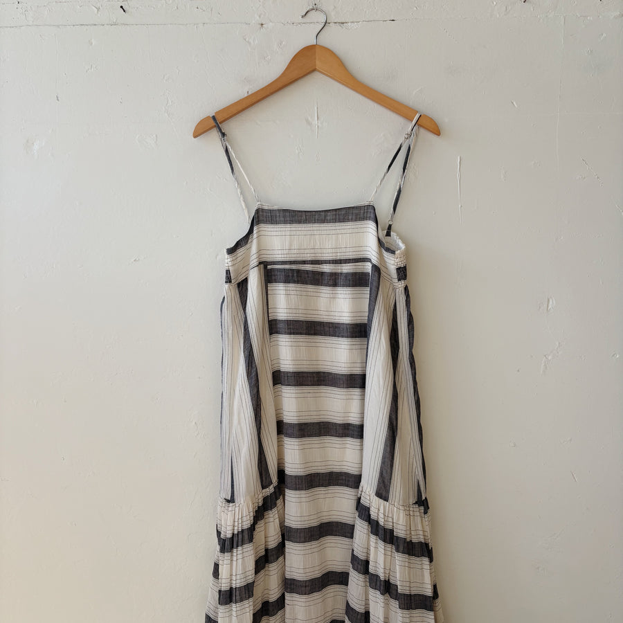 SIZE M | Blue Striped Dress