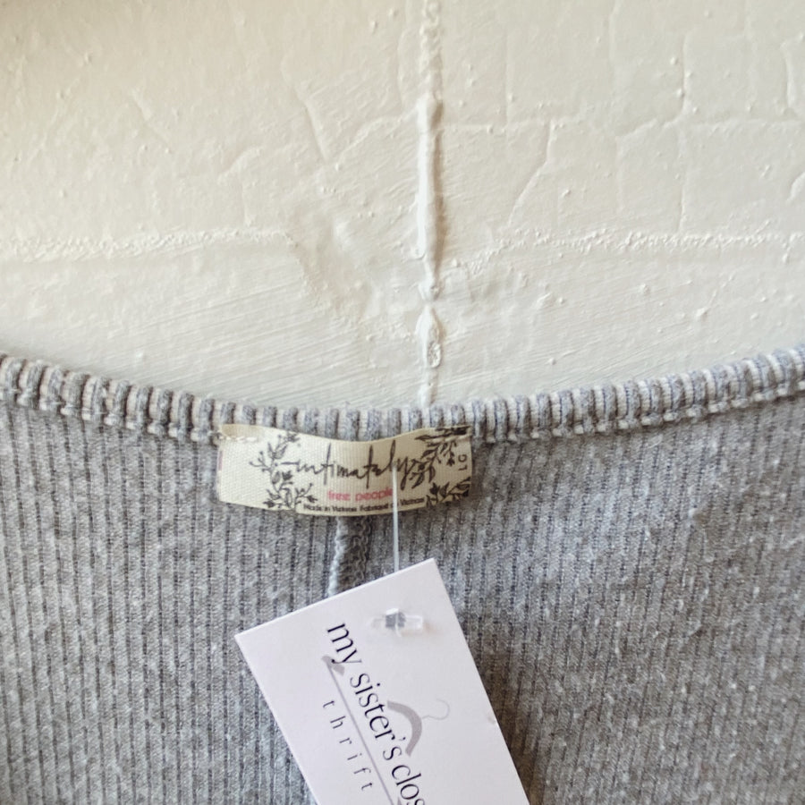Size L | Free People Gray Top
