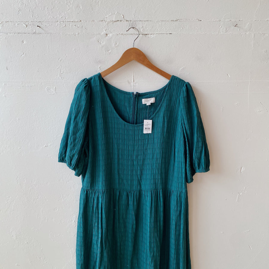 SIZE 16 | Green Dress