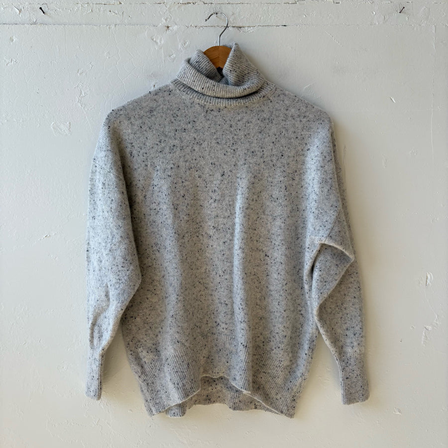 SIZE S | Gray Sweater
