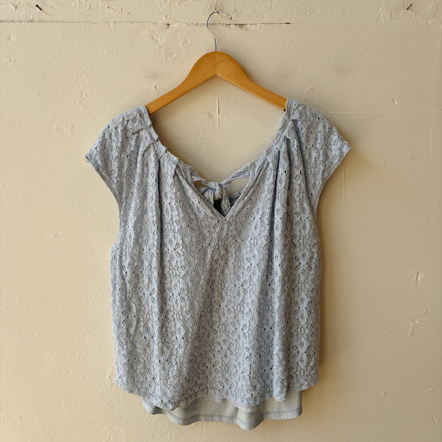 SIZE XL | Baby Blue Top