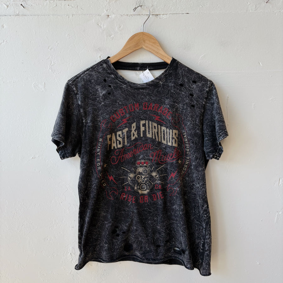 SIZE M | Graphic Top