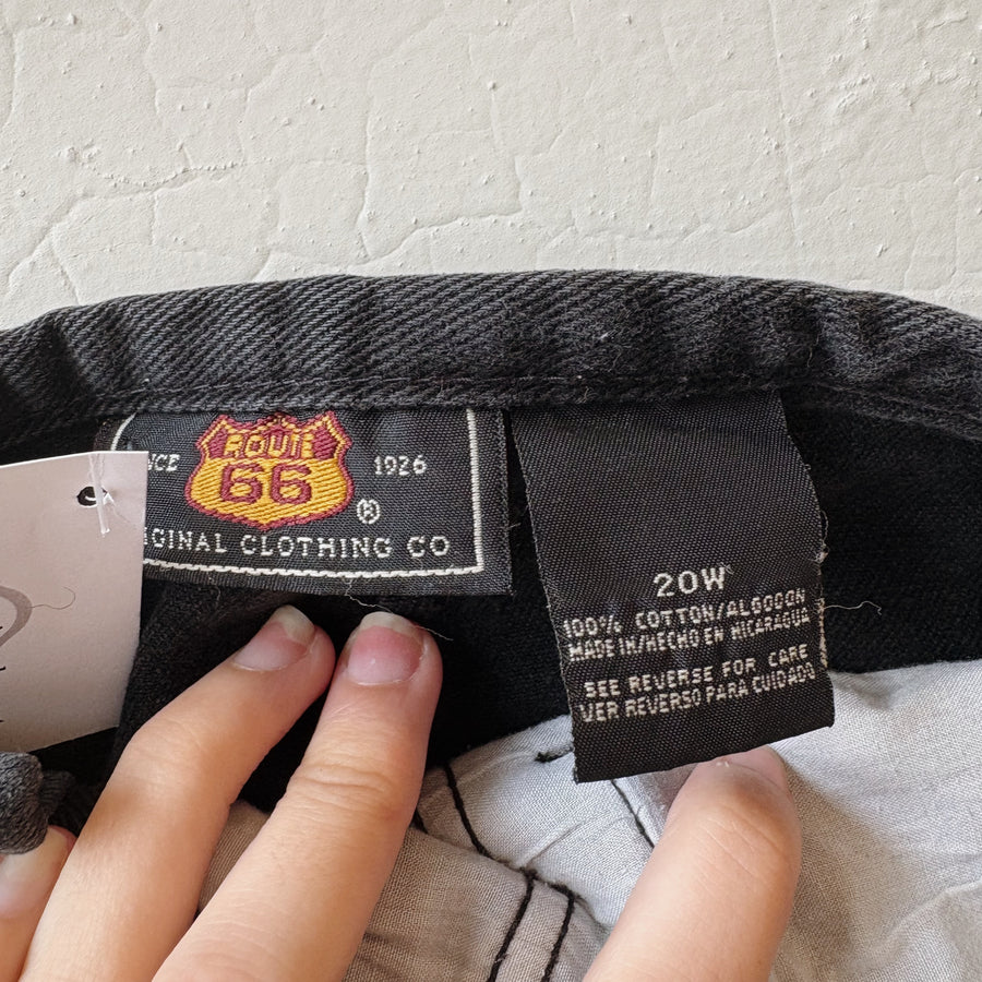 SIZE 20 | Black Jean Shorts
