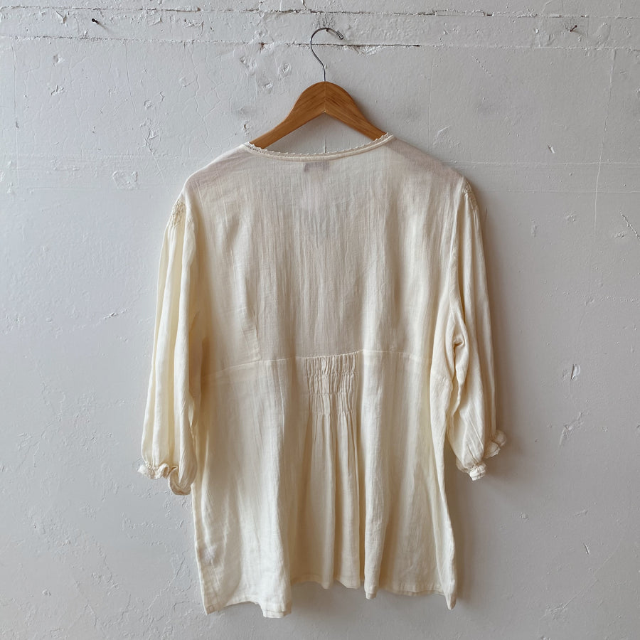 SIZE XXL | Detailed Blouse