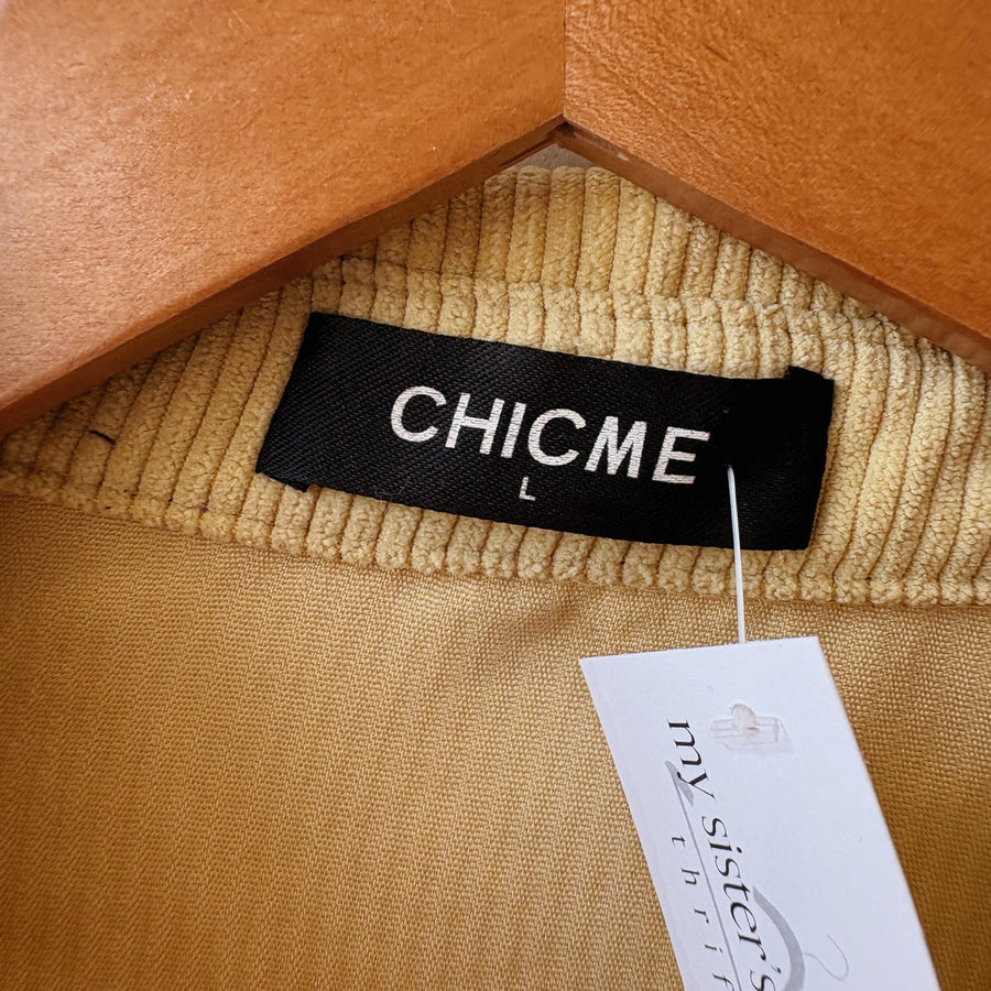 Size L | Button Up