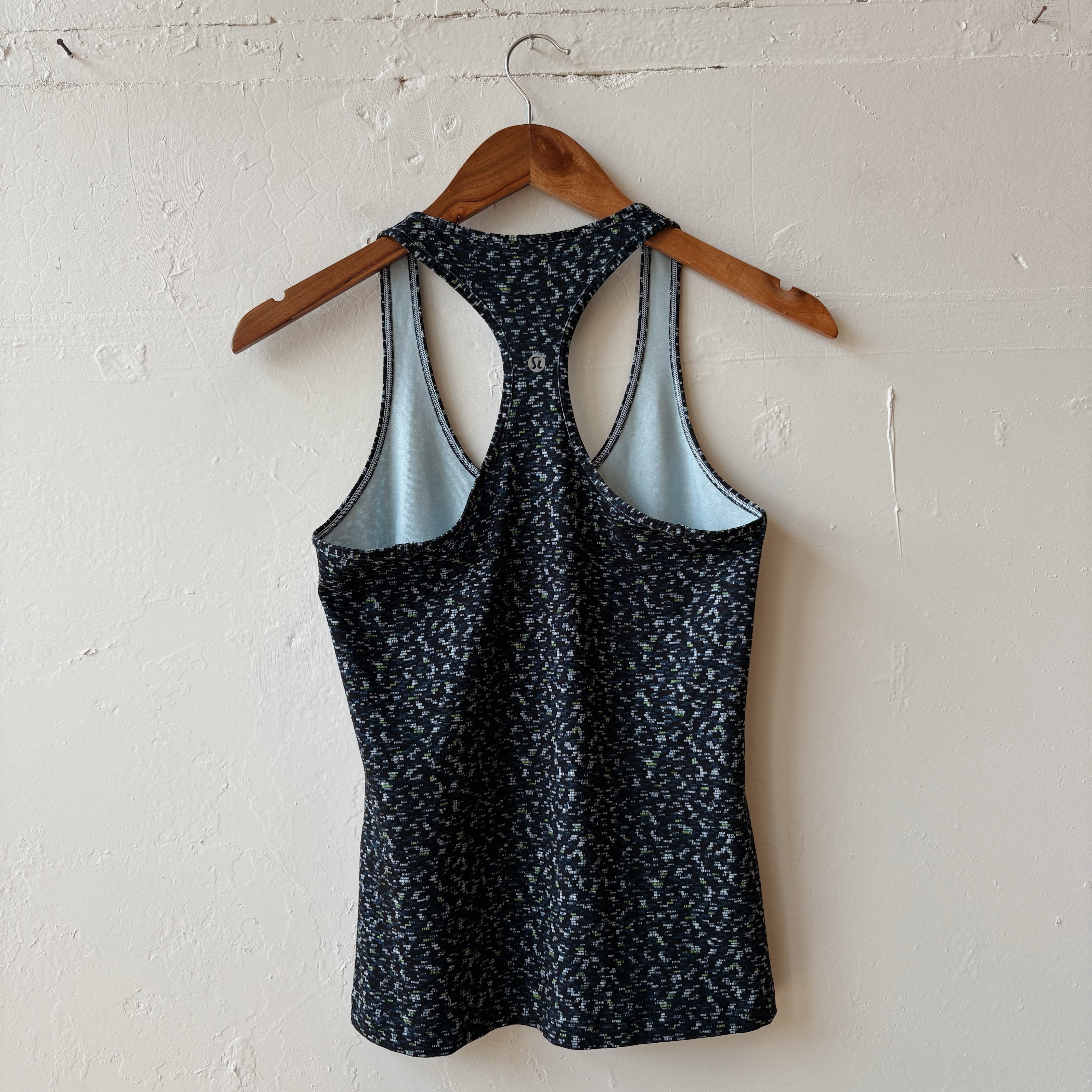 SIZE S | Lululemon Blue Patterned Tank Top