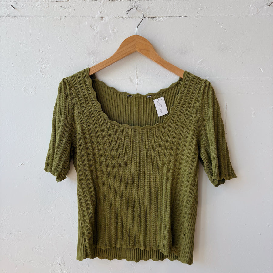 SIZE L | Green Top