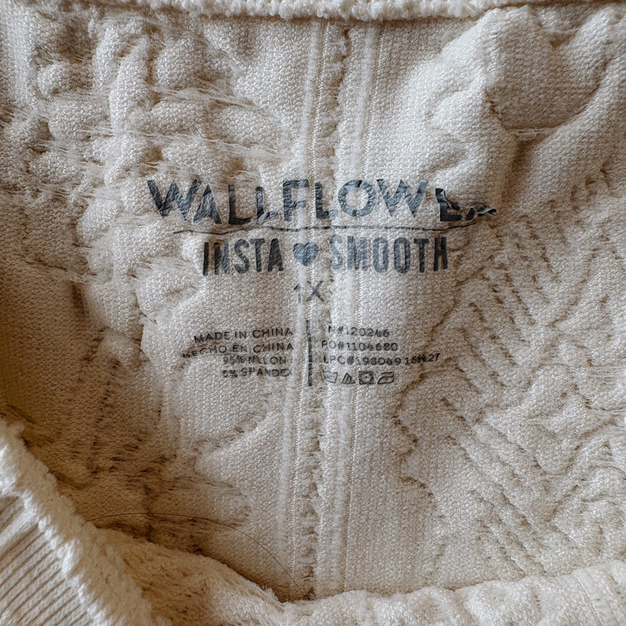 SIZE XL | Neutral Textured Top