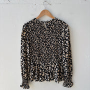 SIZE M | Black Floral Top