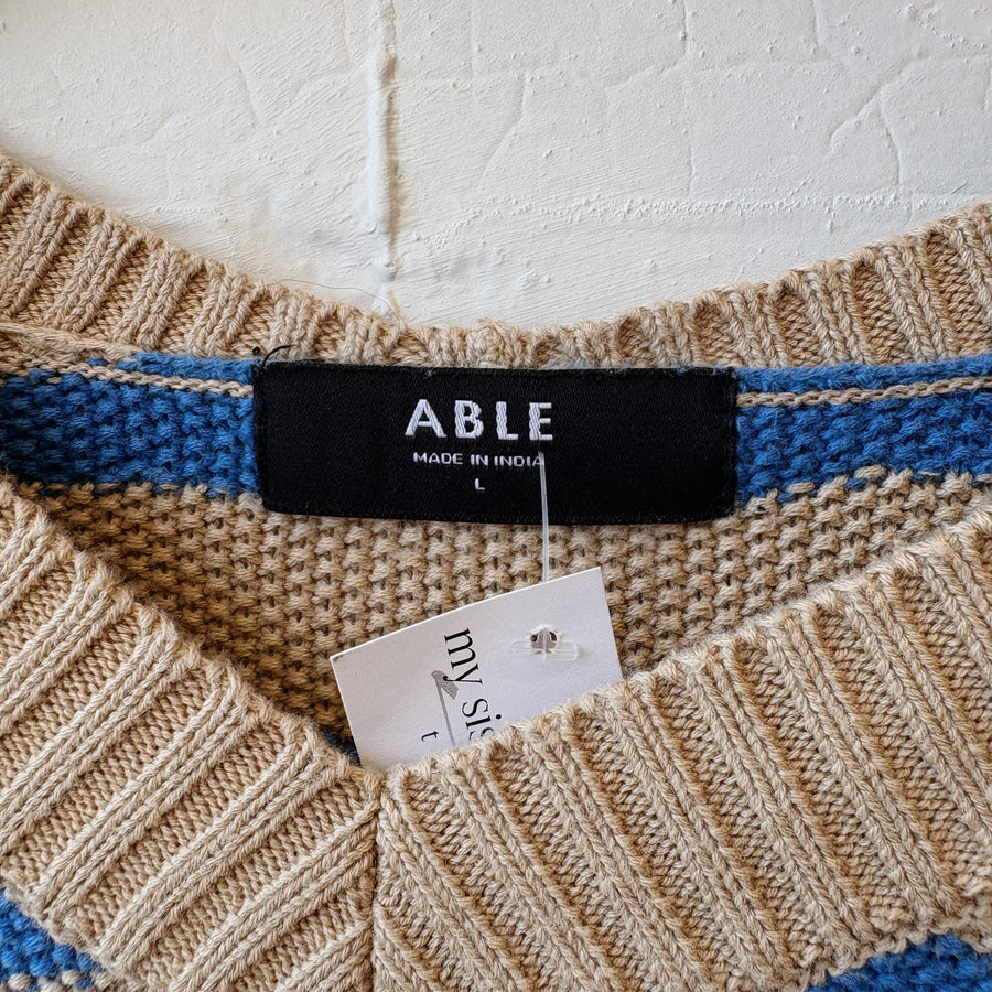 SIZE L | Blue Striped Sweater