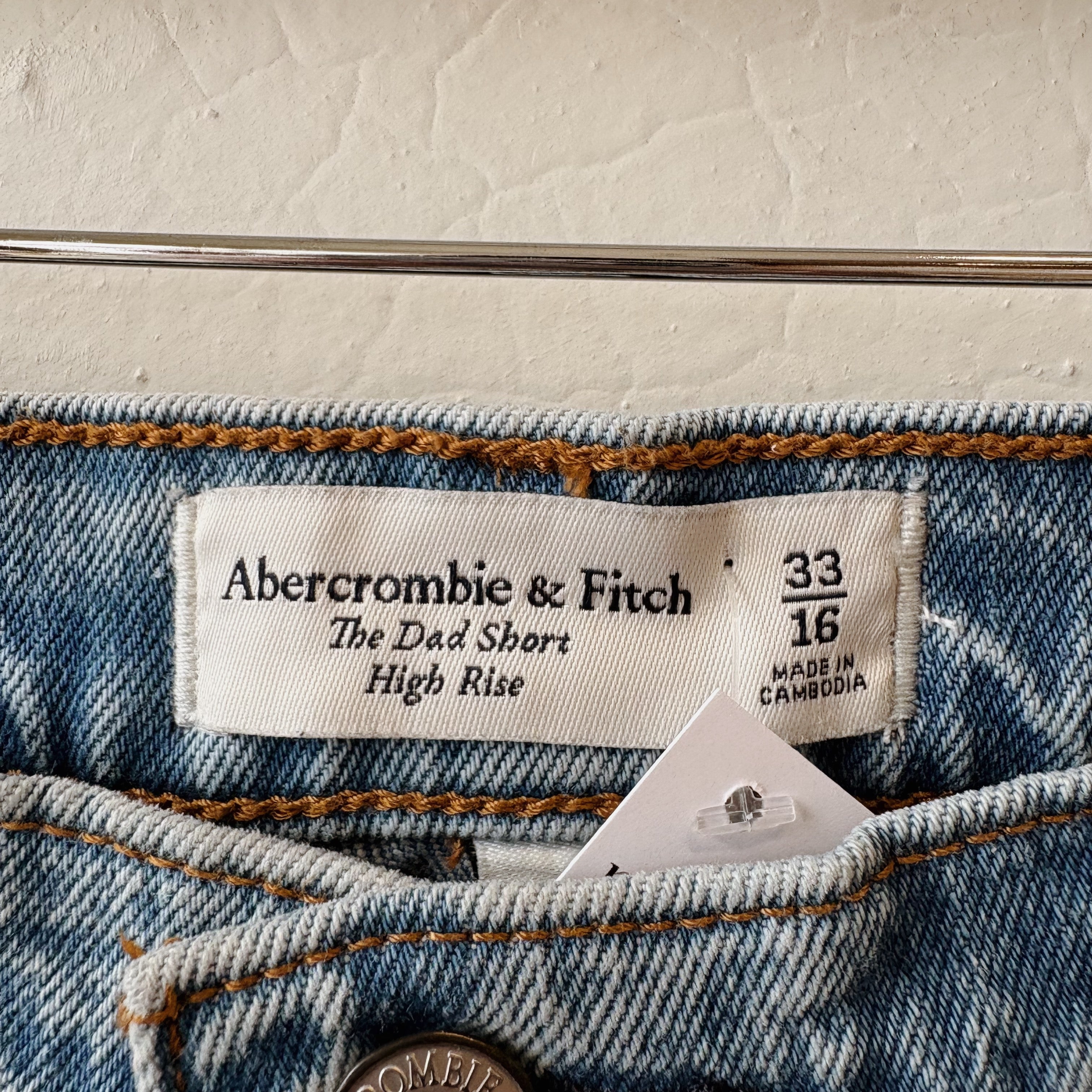 SIZE 16 | Abercrombie Dad Shorts