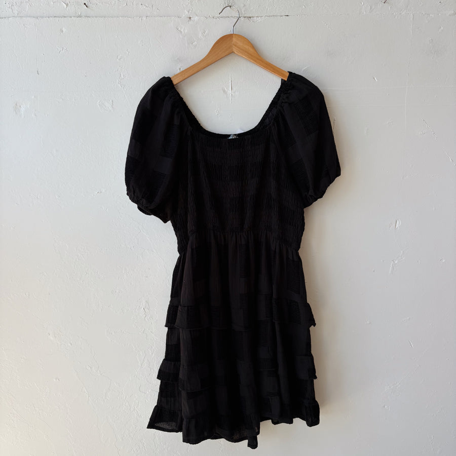 SIZE XL | Arula Black Dress