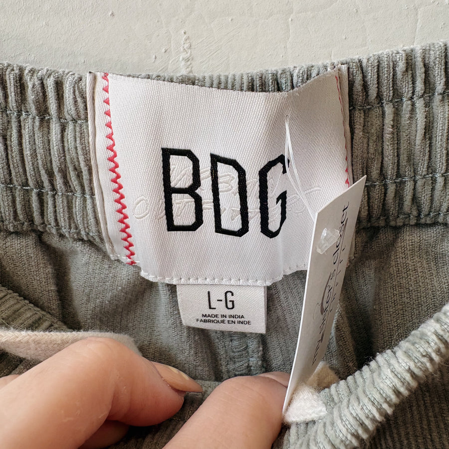 SIZE L | BDG Corduroy Shorts