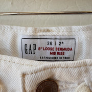 SIZE 2 | White Bermuda Shorts