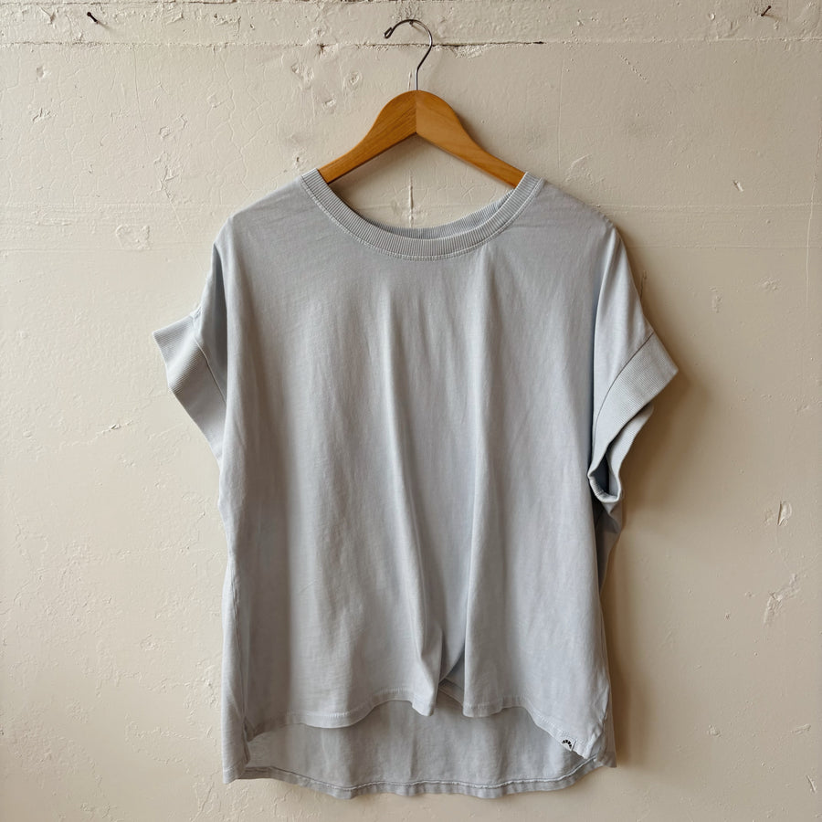 SIZE XL | Blue Top