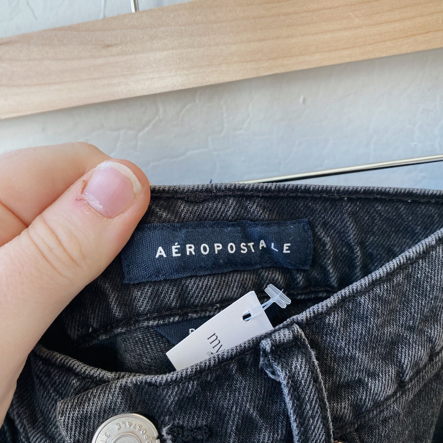 SIZE 0 | Aeropostale Barrel Jeans